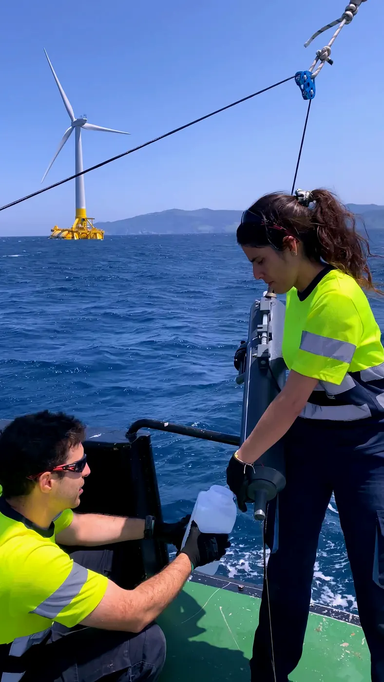 Data collection on board during DemoSATH Lab work