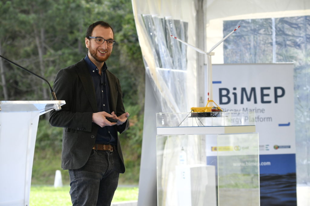 Saitec asegura el emplazamiento en BiMEP para instalar el primer aerogenerador flotante conectado a red en España – Luis González Pinto responsable de operaciones de Saitec Offshore explica el proyecto