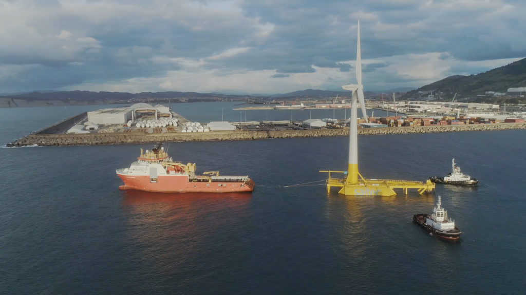 DemoSATH alcanza un hito clave del proyecto con la instalación del aerogenerador marino flotante – DemoSATH 2 1