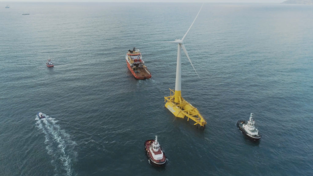 DemoSATH alcanza un hito clave del proyecto con la instalación del aerogenerador marino flotante