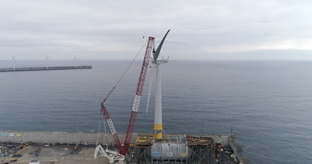 Eólica marina en el Mediterráneo: de los desafíos identificados a la experiencia en el mundo real.