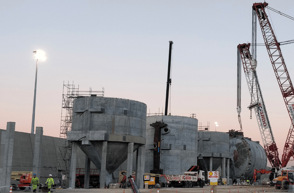 Concrete as material for floating wind structures
