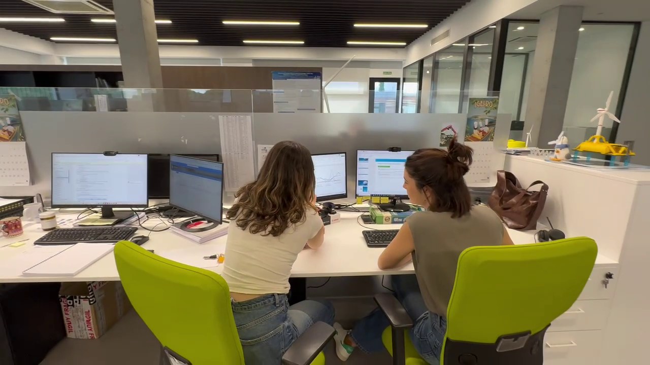 Team members analysing environmental monitoring data as part of the DemoSATH Lab research program.